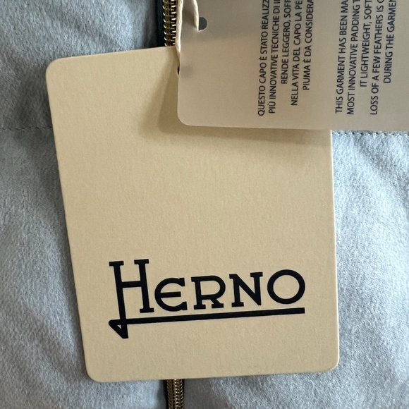 Gorgeous Herno Jacket NWT - Picture 6 of 6